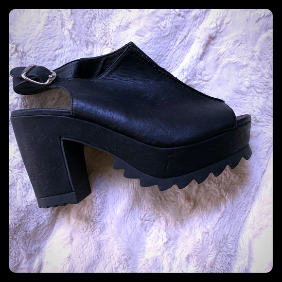 sportsgirl shoes